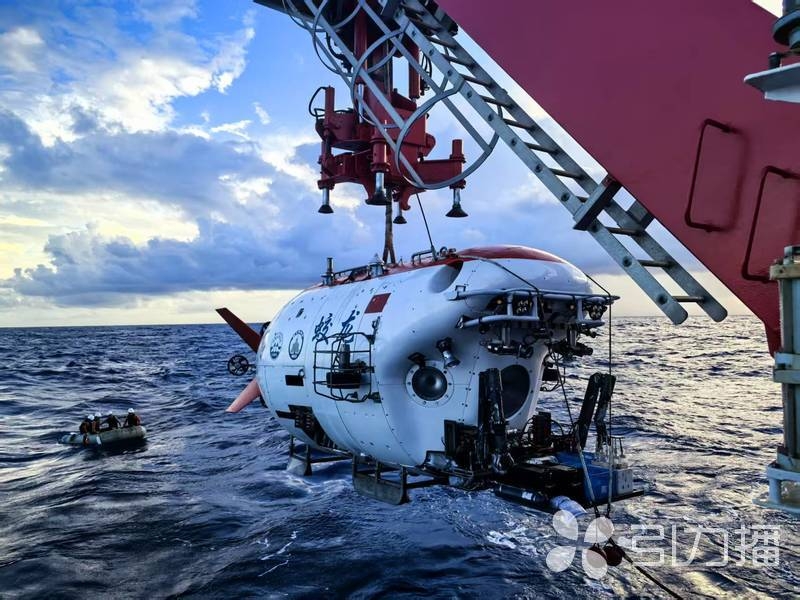 “蛟龙”号最大下潜科学家是苏州人！