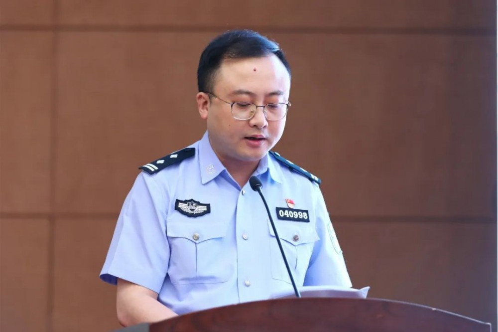 3月27日国内四大证券报纸、重要财经媒体头版头条内容精华摘要华体会- 华体会体育官方网站- 华体会体育APP下载