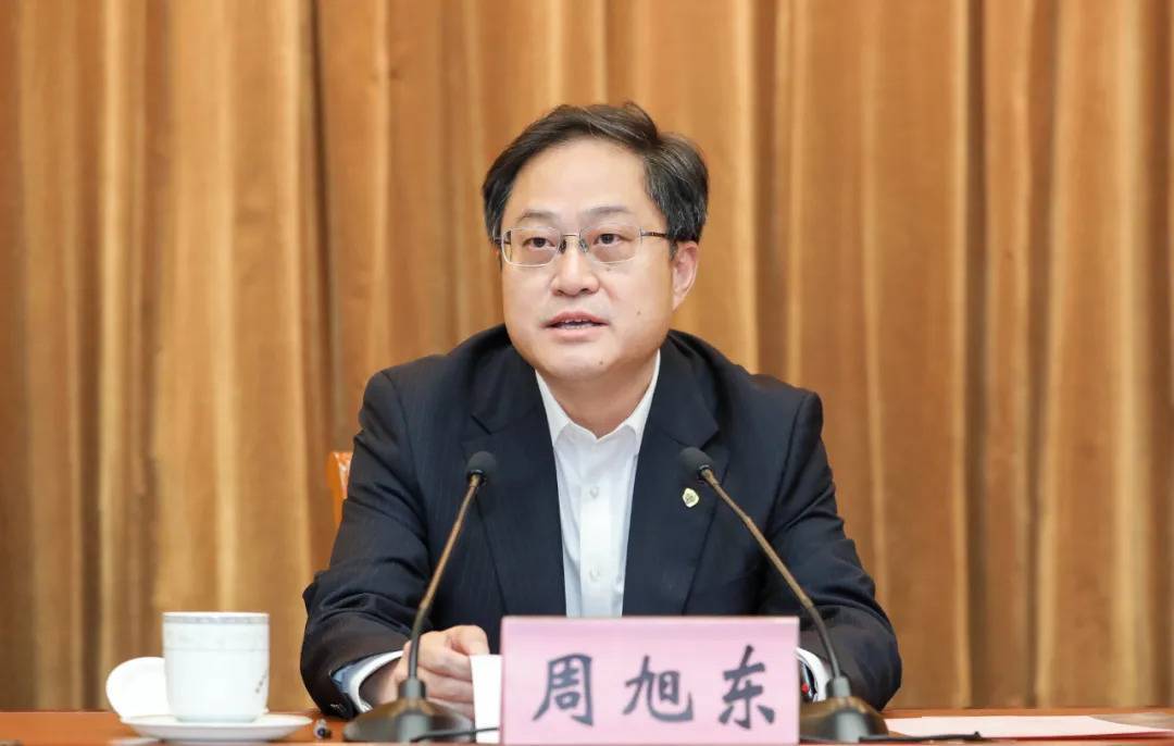 周旭东表示2018年8月,组织安排我来昆山工作.两载昆山人,一生玉峰情.